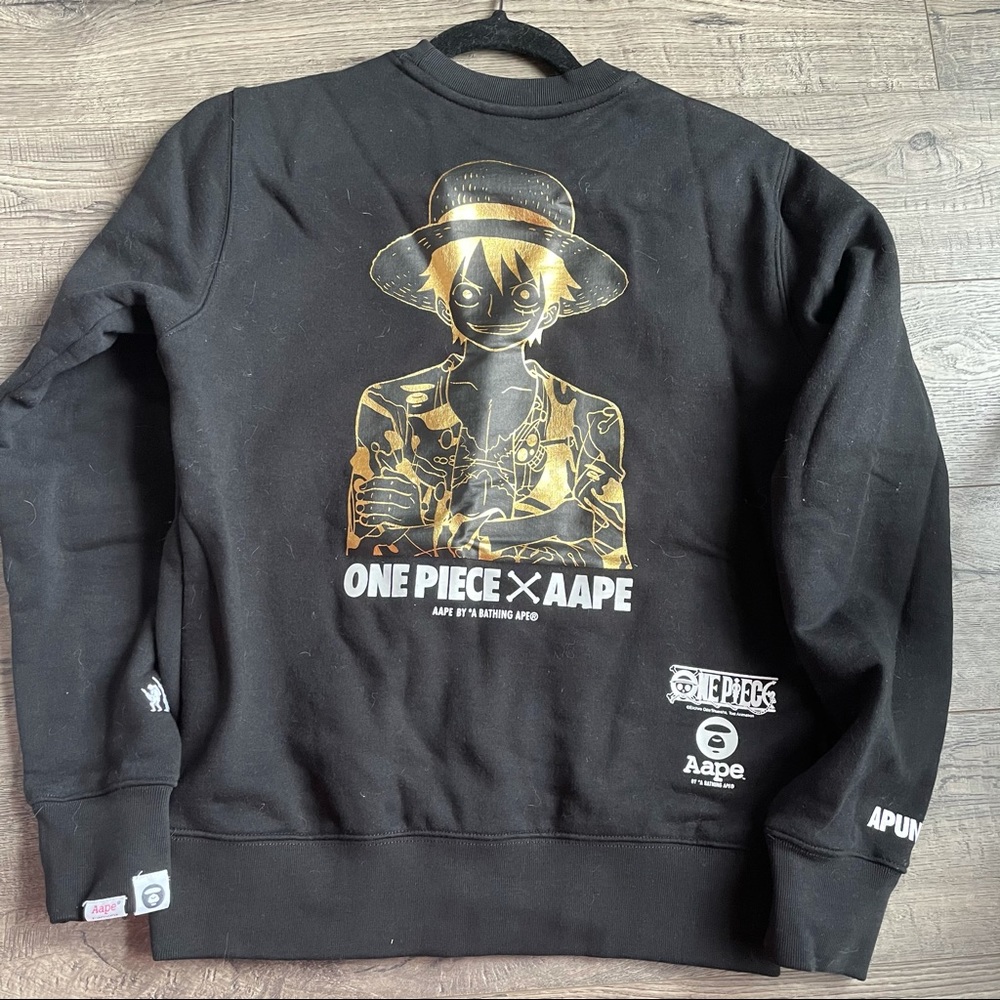 One Piece x AAPE sweatshirt